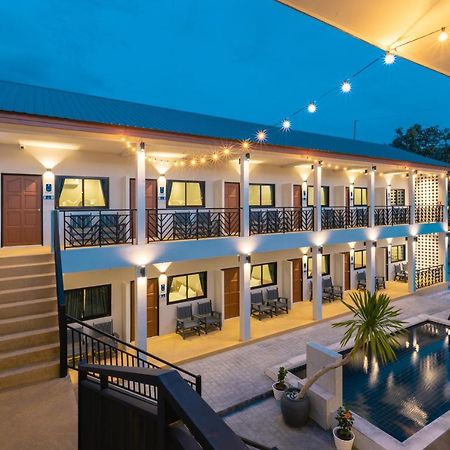 The Chu'S Boutique Hotel Khao Lak Exterior foto
